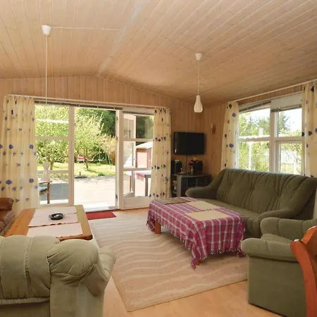 3 Bedroom Cozy In