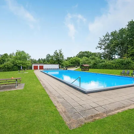 3 Bedroom Cozy In Fårvang