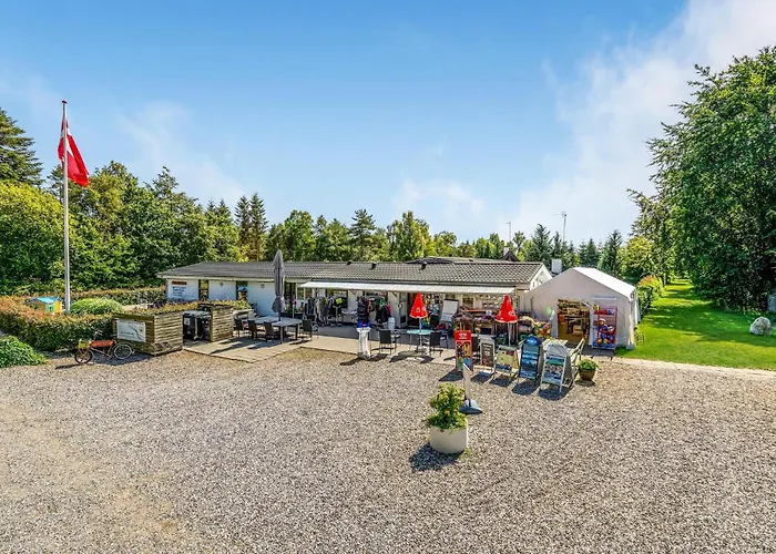 3 Bedroom Cozy In * Farvang